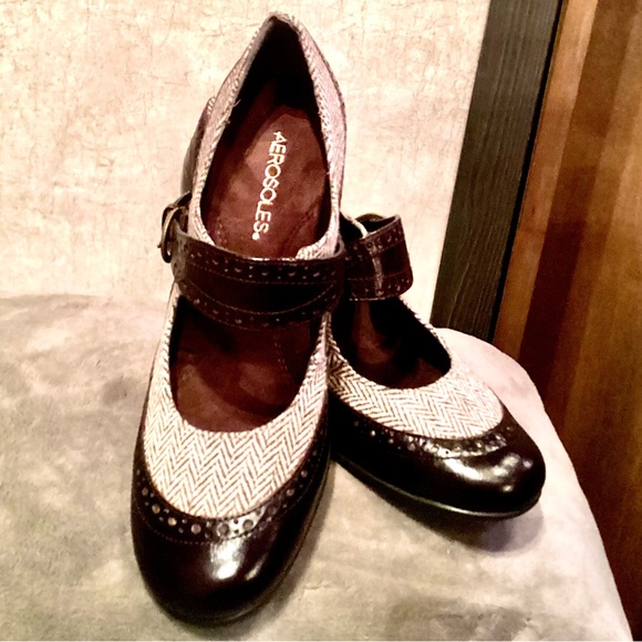 Aersoles Roleplay Women's Brown Herringbone Block Heels Size: 8.5 - Picture 6 of 10